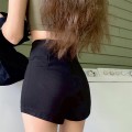 High waist slim fit hip-covering shorts