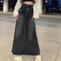 High waist buttoned A-line denim skirt