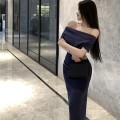 Off-shoulder slim-fit dress