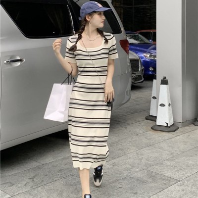 Striped square neck knitted long skirt