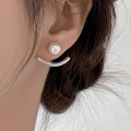 Pearl arc earrings