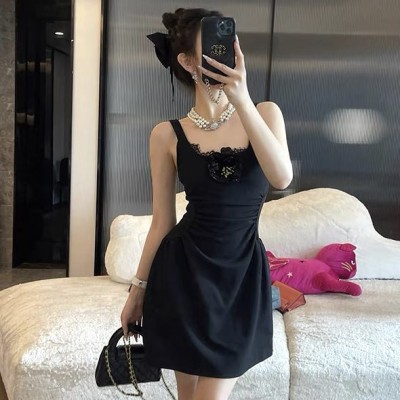 Black lace slim waist dress