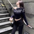 字母印花斜肩修身上衣
