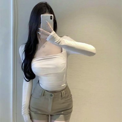 Square collar long-sleeved top