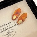 Bleach-dyed shoulder-length hairpin