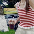 条纹针织木耳边上衣