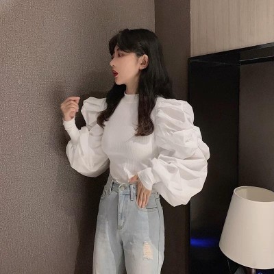 时尚针织拼接泡泡袖上衣