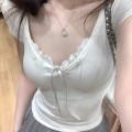 V领蝴蝶结蕾丝边上衣