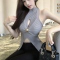 Half turtleneck knitted hollow slit top