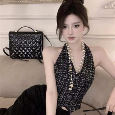 小香风挂脖露背上衣