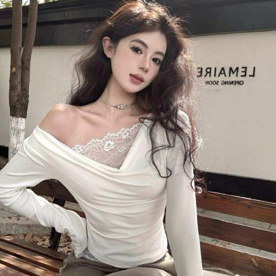 斜领蕾丝拼接长袖上衣