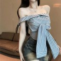 一字肩条纹短版衬衣