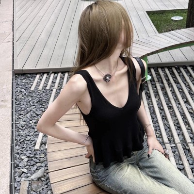 V领荷叶边针织上衣