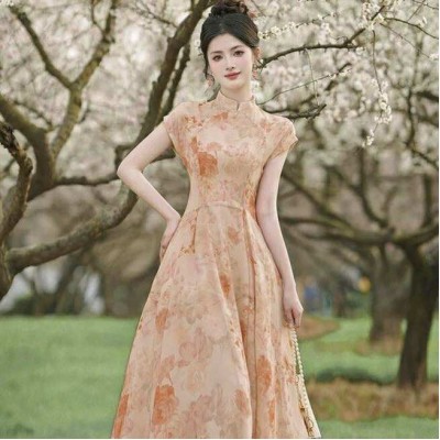 新中式碎花阔裙摆改良版旗袍