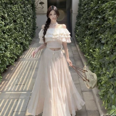 Off-the-shoulder frayed top + high-waisted flowy skirt set