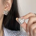 立体爱心甜酷耳环
