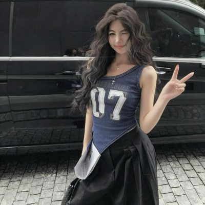 斜肩数字不规则上衣