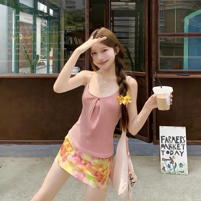 樱花粉吊带无袖背心