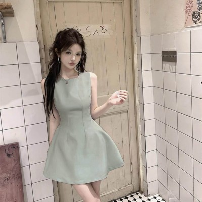 青色高品质收腰A字连衣裙