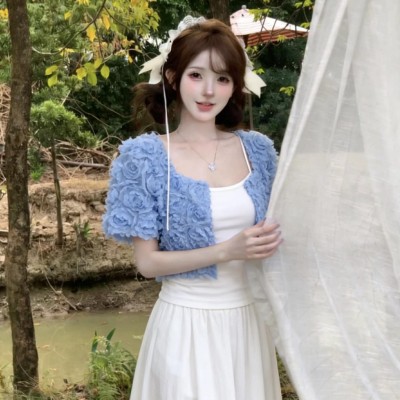 立体花朵短版开衫