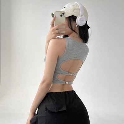 性感露背修身短版上衣