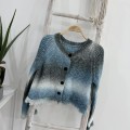 蓝灰渐变毛边短款针织开衫上衣