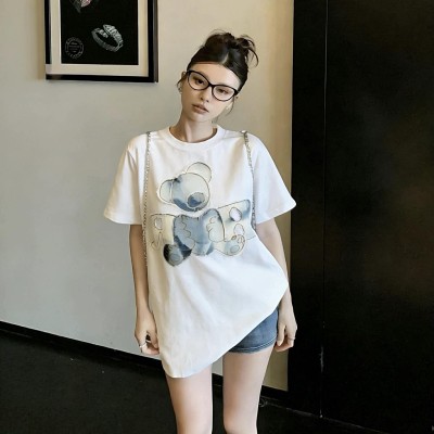 水墨晕染小熊上衣