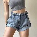 高腰卷边牛仔短裤