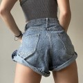 高腰卷边牛仔短裤