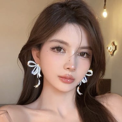 满钻飘带蝴蝶结耳钉