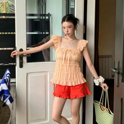 蕾丝花边小飞袖蛋糕上衣