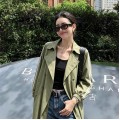 军绿色中长款风衣