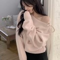 Gentle and feminine off shoulder knit top