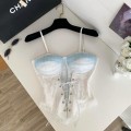 甜酷蕾丝鱼骨吊带上衣