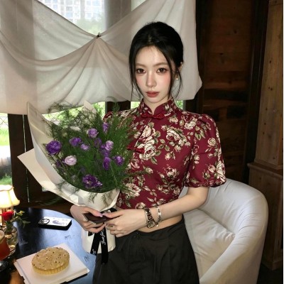 新中式复古碎花短款上衣