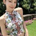 新中式挂脖碎花短上衣